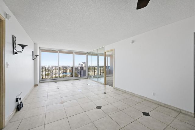 531 N Ocean Boulevard 1907, Pompano Beach, FL 33062