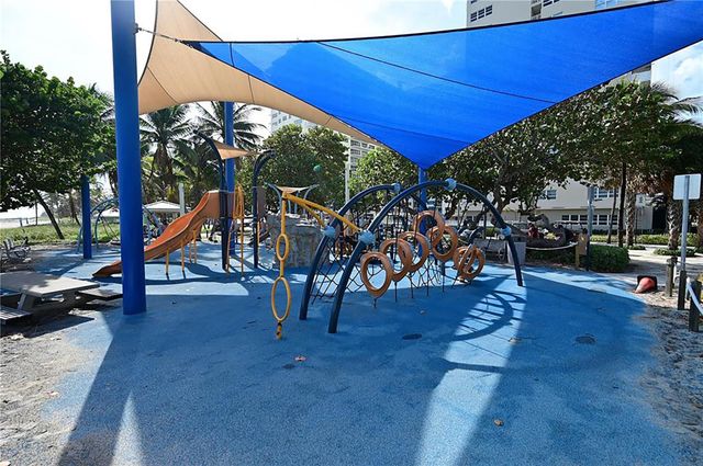 531 N Ocean Boulevard 1907, Pompano Beach, FL 33062