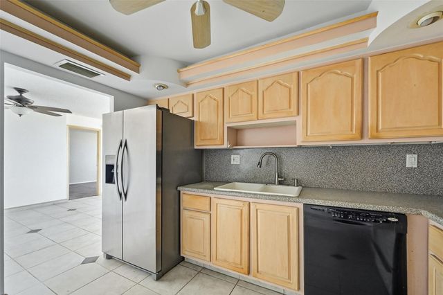 531 N Ocean Boulevard 1907, Pompano Beach, FL 33062