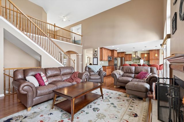 4917 Kimball Lane, Carpentersville, IL 60110