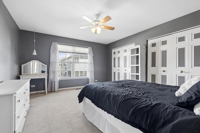 4917 Kimball Lane, Carpentersville, IL 60110