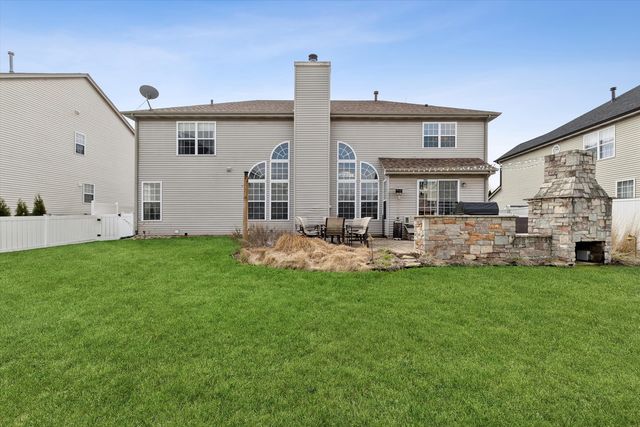 4917 Kimball Lane, Carpentersville, IL 60110