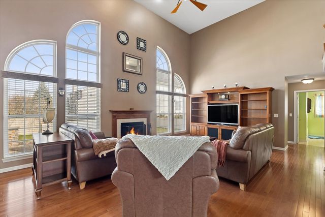 4917 Kimball Lane, Carpentersville, IL 60110