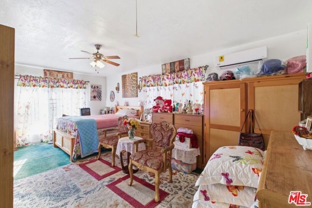 4430 Arlington Avenue, Los Angeles, CA 90043