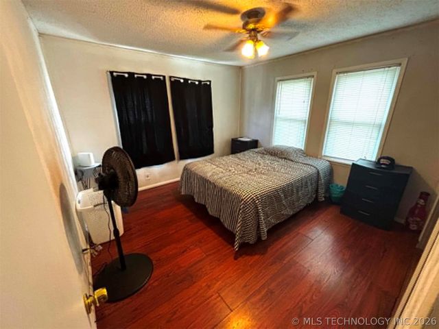 412 S 43rd West Avenue, Tulsa, OK 74127