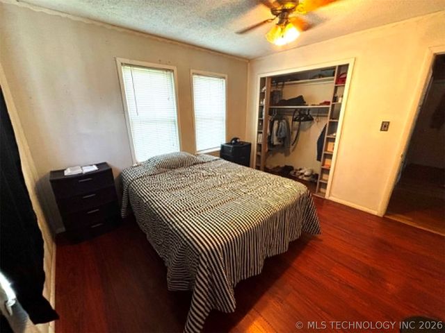 412 S 43rd West Avenue, Tulsa, OK 74127