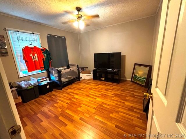 412 S 43rd West Avenue, Tulsa, OK 74127