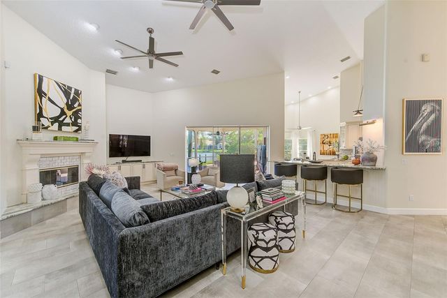 7462 WATERSILK DRIVE N, Pinellas Park, FL 33782