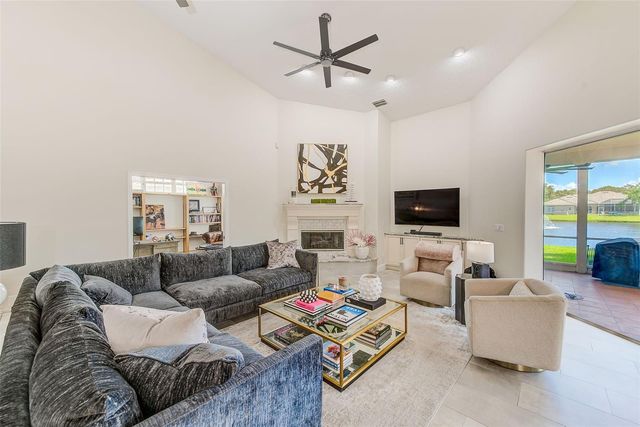 7462 WATERSILK DRIVE N, Pinellas Park, FL 33782