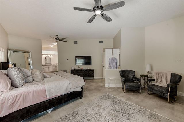 7462 WATERSILK DRIVE N, Pinellas Park, FL 33782