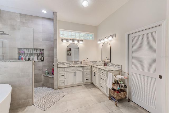 7462 WATERSILK DRIVE N, Pinellas Park, FL 33782