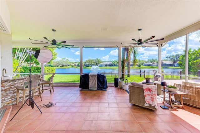 7462 WATERSILK DRIVE N, Pinellas Park, FL 33782