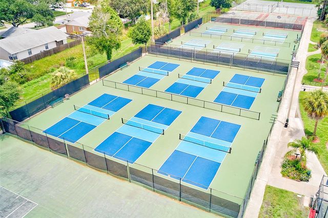 7462 WATERSILK DRIVE N, Pinellas Park, FL 33782