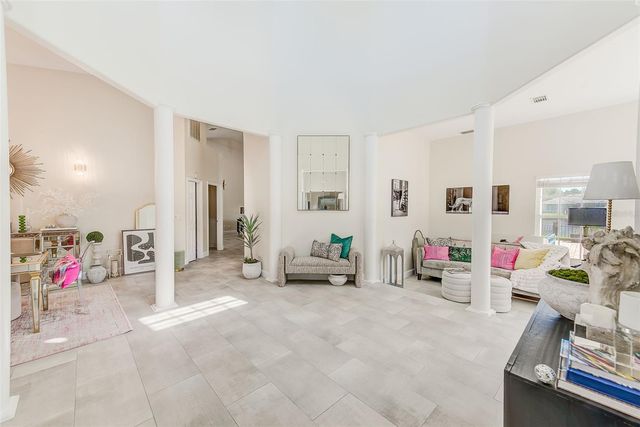 7462 WATERSILK DRIVE N, Pinellas Park, FL 33782