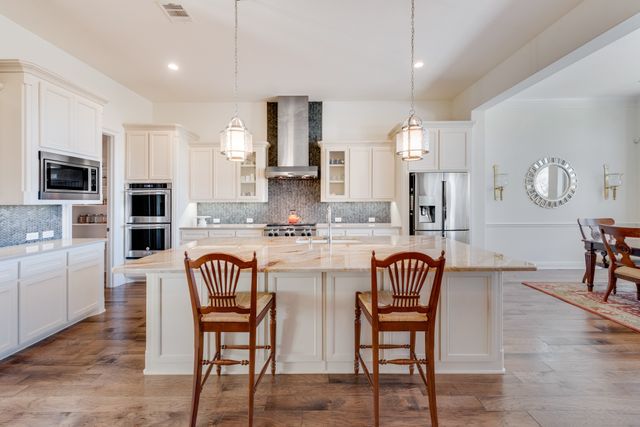 916 Glen Lake Drive, Southlake, TX 76092