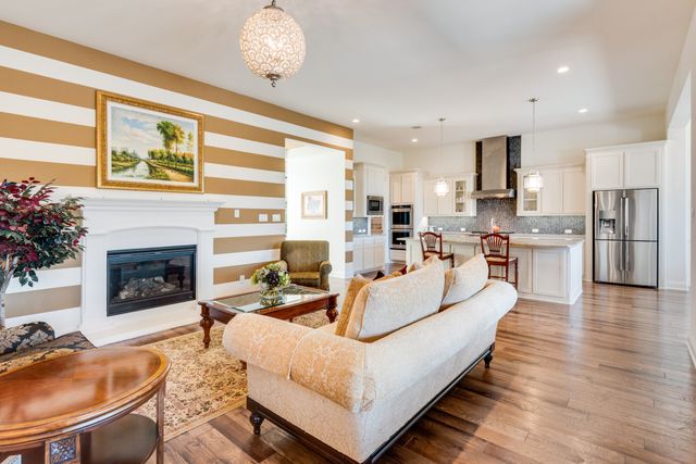 916 Glen Lake Drive, Southlake, TX 76092