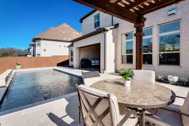 916 Glen Lake Drive, Southlake, TX 76092