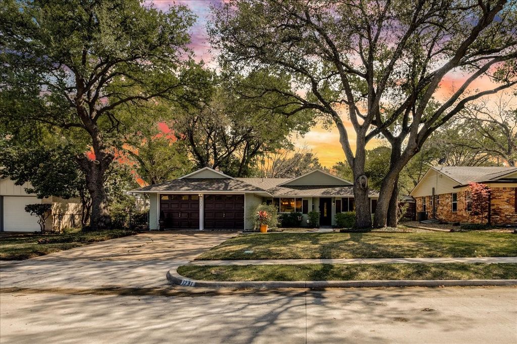 1231 Evergreen Drive, Richardson, TX 75080