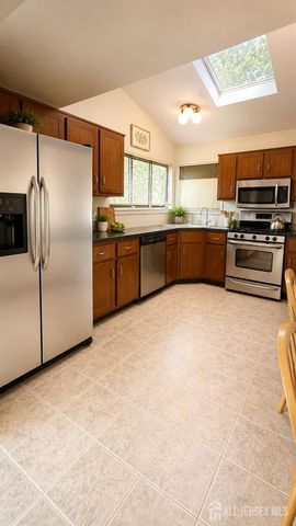 48 Wayne Avenue, Piscataway, NJ 08854