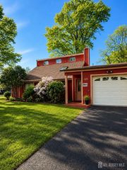 48 Wayne Avenue, Piscataway, NJ 08854