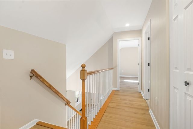 4 Lilacwood, Haverhill, MA 01832