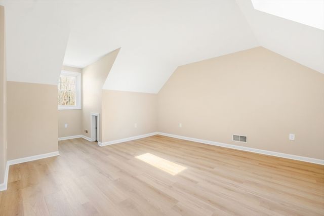 4 Lilacwood, Haverhill, MA 01832