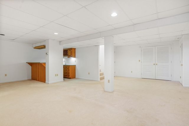 4 Lilacwood, Haverhill, MA 01832