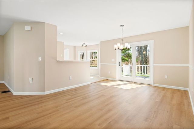 4 Lilacwood, Haverhill, MA 01832