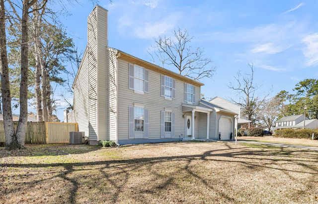 8121 Halifax Way, North Charleston, SC 29420