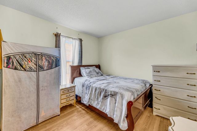 8121 Halifax Way, North Charleston, SC 29420