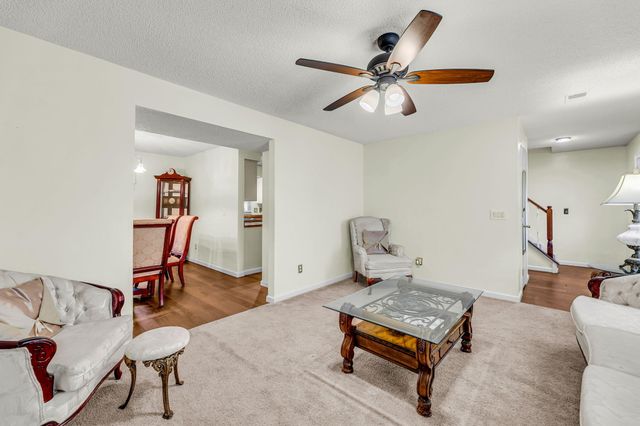 8121 Halifax Way, North Charleston, SC 29420