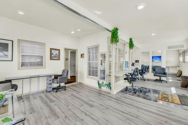 8121 Halifax Way, North Charleston, SC 29420