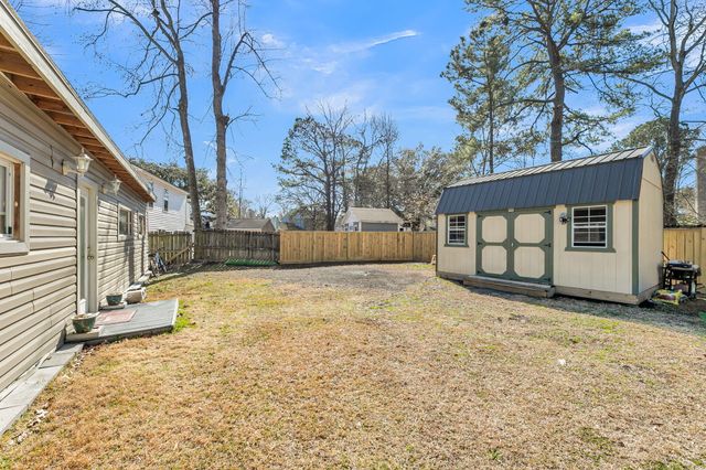 8121 Halifax Way, North Charleston, SC 29420