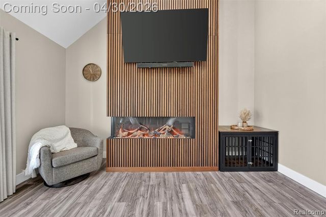 1225 W Grand Blanc Road, Grand Blanc, MI 48439