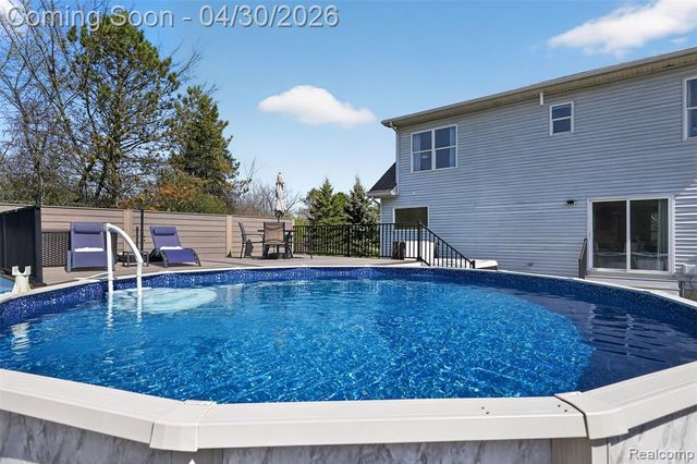 1225 W Grand Blanc Road, Grand Blanc, MI 48439