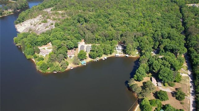2286 NE E Lake Drive NE, Conyers, GA 30012