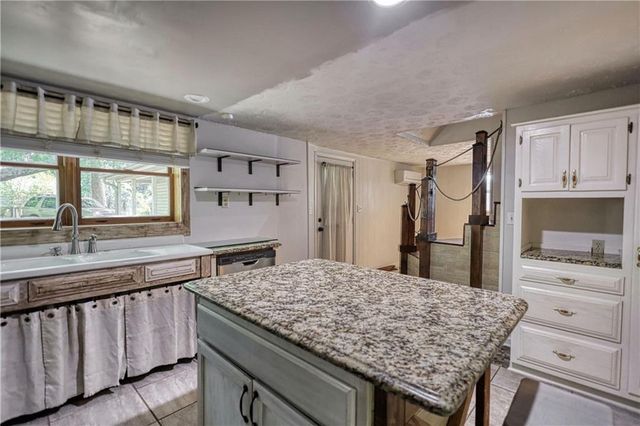2286 NE E Lake Drive NE, Conyers, GA 30012