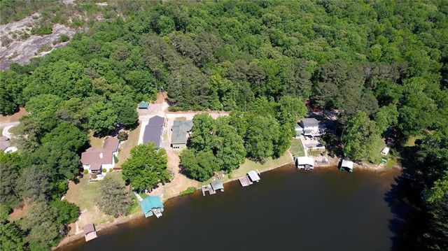 2286 NE E Lake Drive NE, Conyers, GA 30012