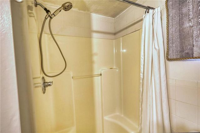 2286 NE E Lake Drive NE, Conyers, GA 30012