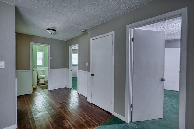 2286 NE E Lake Drive NE, Conyers, GA 30012