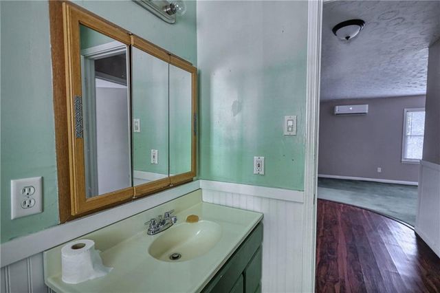 2286 NE E Lake Drive NE, Conyers, GA 30012