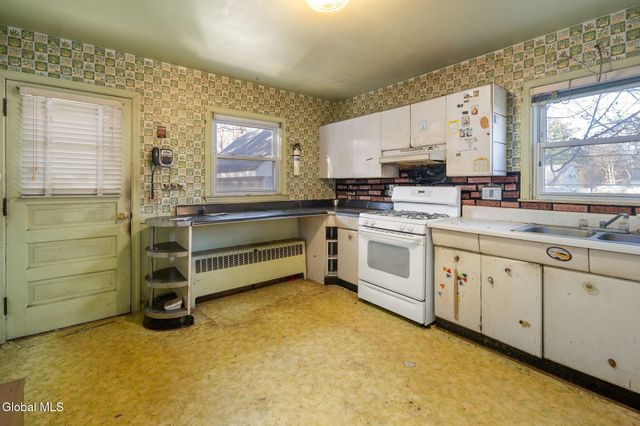 829 Troy-Schenectady Road, Colonie, NY 12110