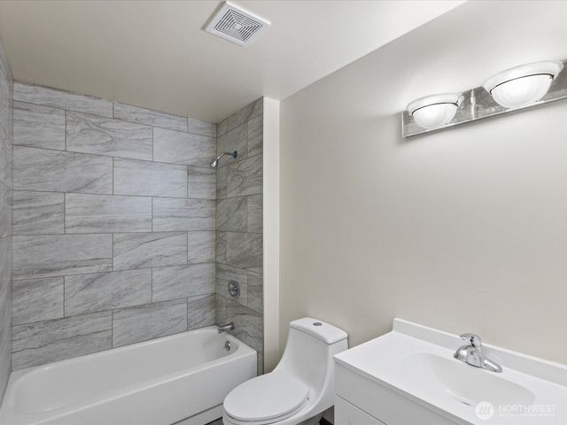735 F Street NE, Auburn, WA 98002