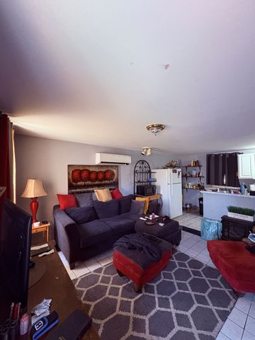 900 Oak Ln, Clarksville, TN 37040