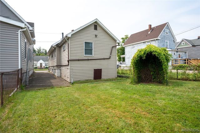 26 Modern Avenue, Lackawanna, NY 14218