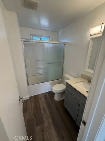 3135 E 4th, Long Beach, CA 90814