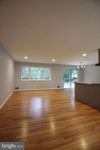 2391 CEDAR LN, Vienna, VA 22180