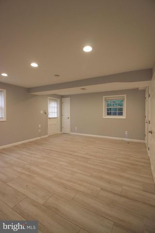 2391 CEDAR LN, Vienna, VA 22180