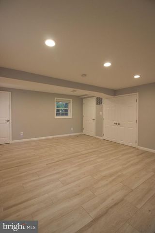 2391 CEDAR LN, Vienna, VA 22180