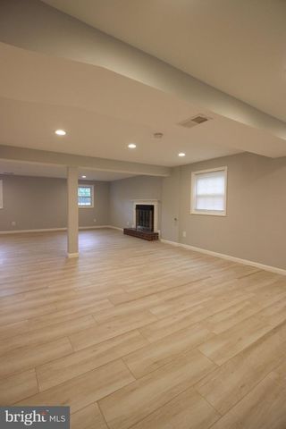 2391 CEDAR LN, Vienna, VA 22180